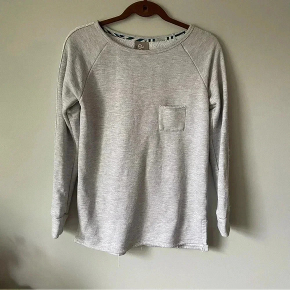 Anthropologie | Dolan Grey Crew Neck Sweater - Picture 1 of 9